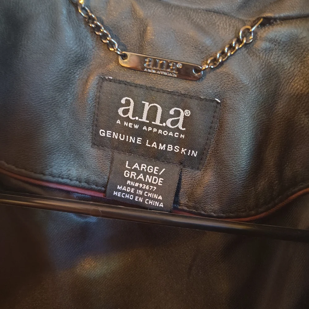 Women's Black Leather Jacket - Picture 2 of 3